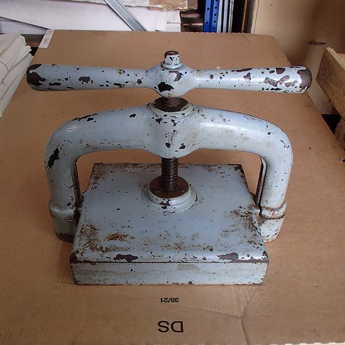 nipping-press-for-sale